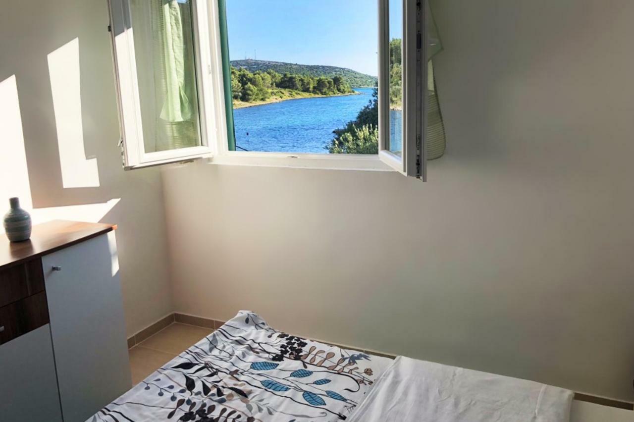 Apartments Pirka Pirovac Εξωτερικό φωτογραφία